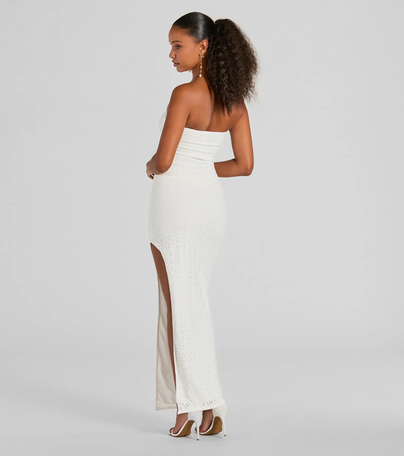 Ultimate Tuscan Charm Strapless Eyelet Maxi Dress