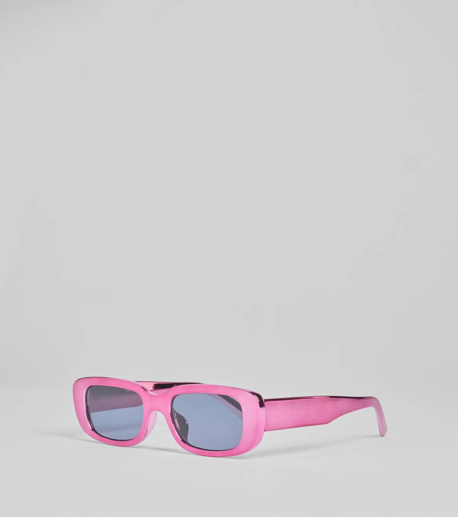 Ultimate Glam Rectangle Sunglasses - Trendsetter Edition