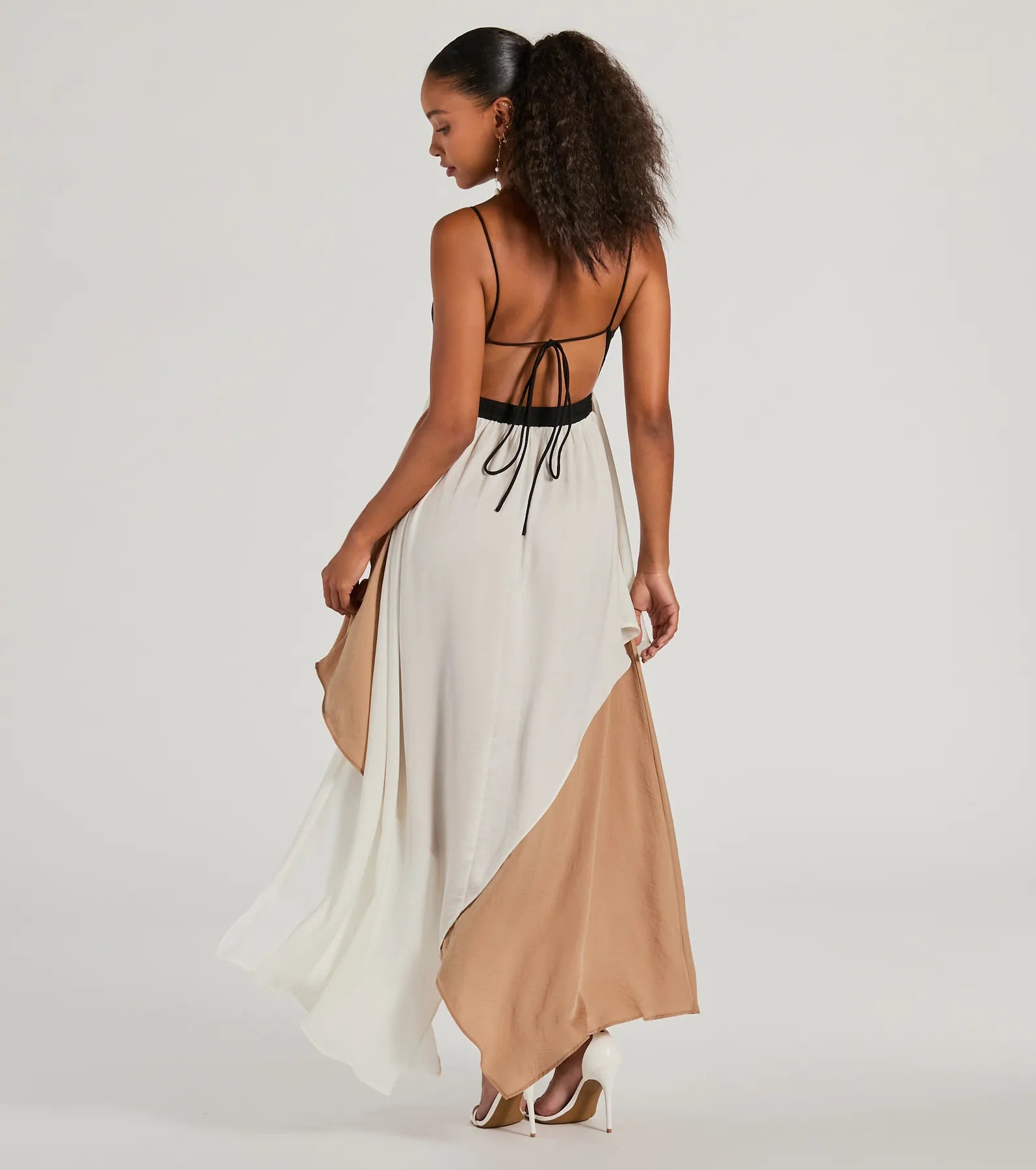 Ultimate Chic Passion V-Neck Color Block Maxi Dress