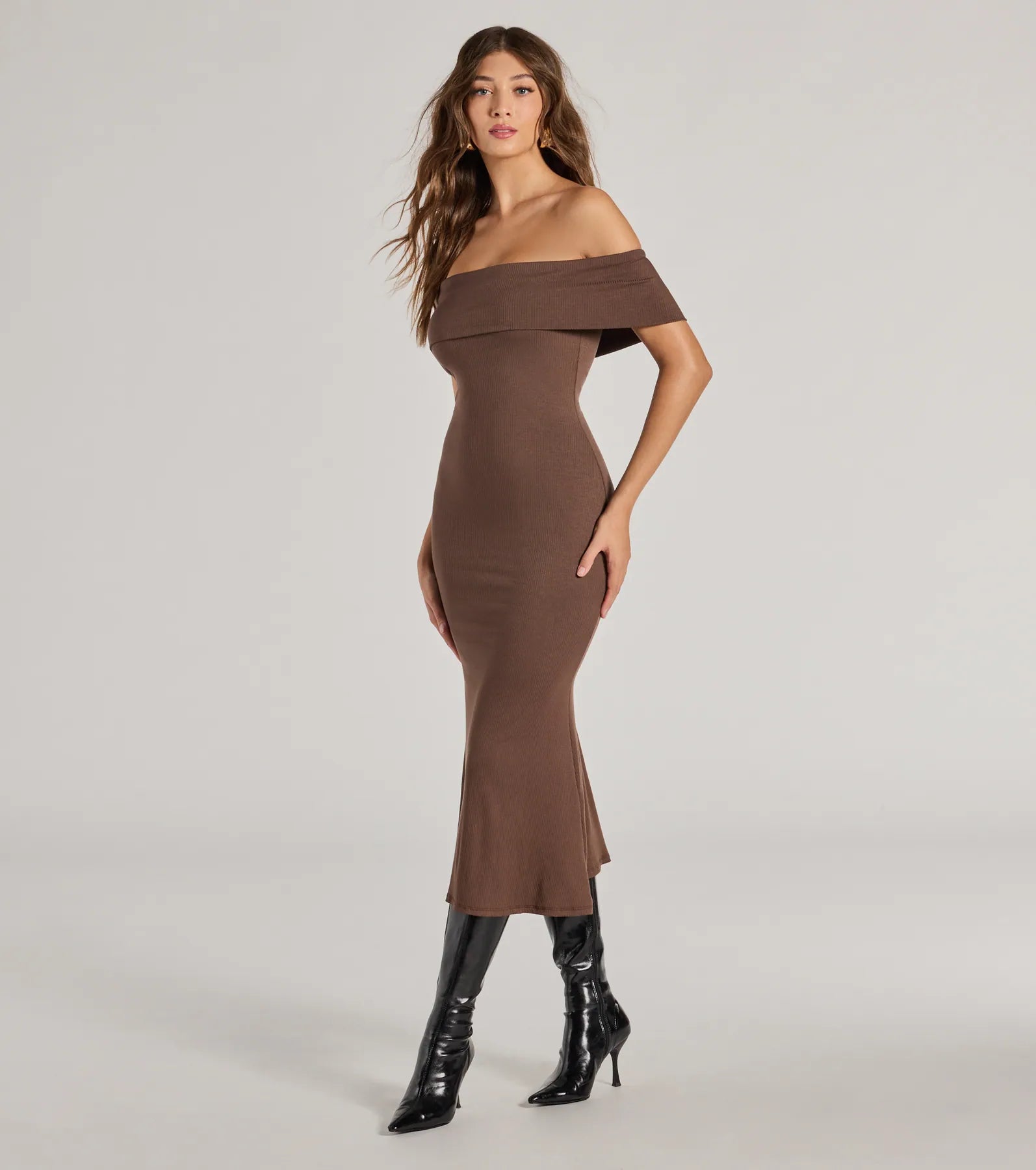 Premium Sleek Silhouette Ribbed Knit Dress - Off-The-Shoulder Midi