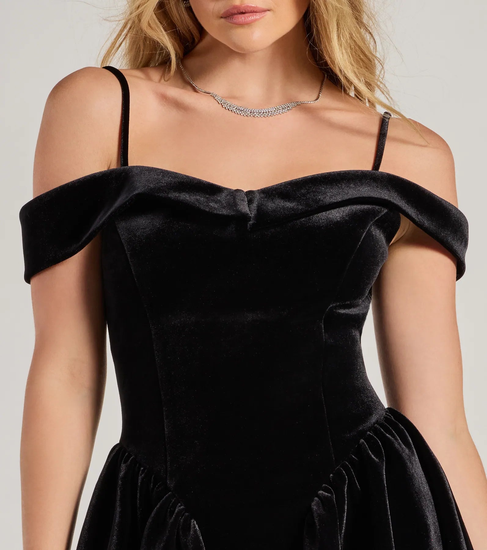 Premium Andie Velvet Drop Waist Skater Dress - Ultimate Elegance