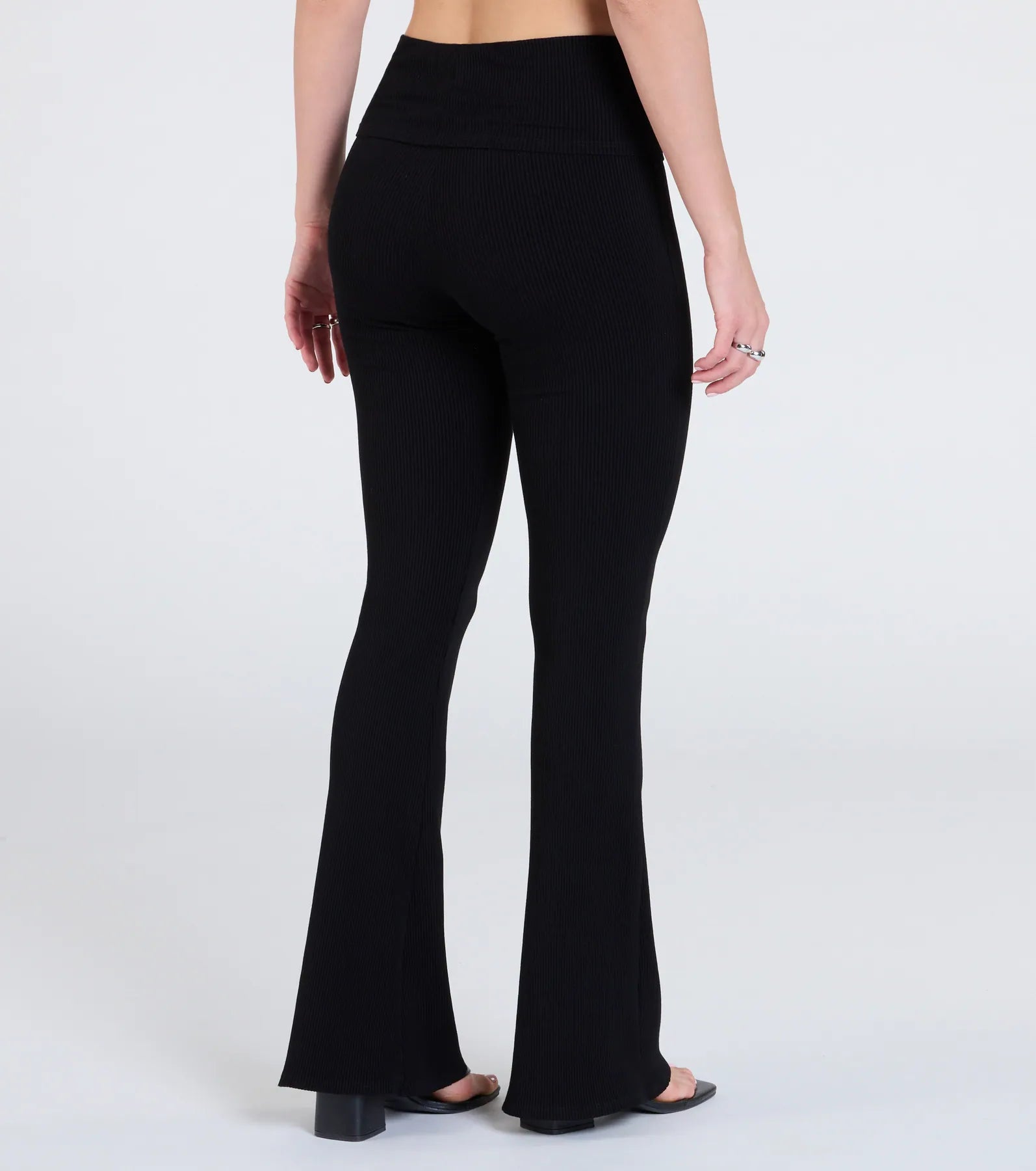 Ultimate Comfort Mid-Rise Flare Pants - Perfect for Leisure & Style