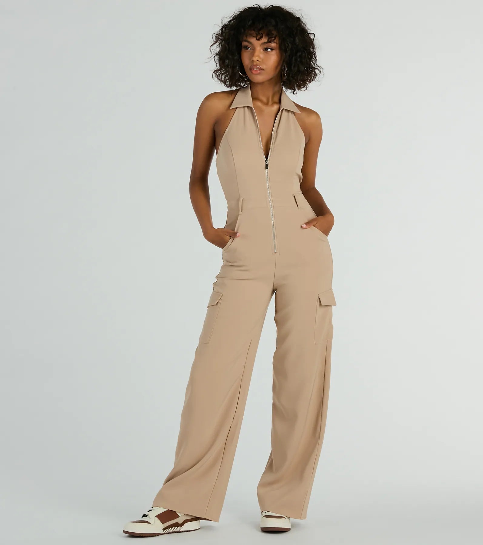 Premium Travel Chic Halter Wide-Leg Cargo Jumpsuit