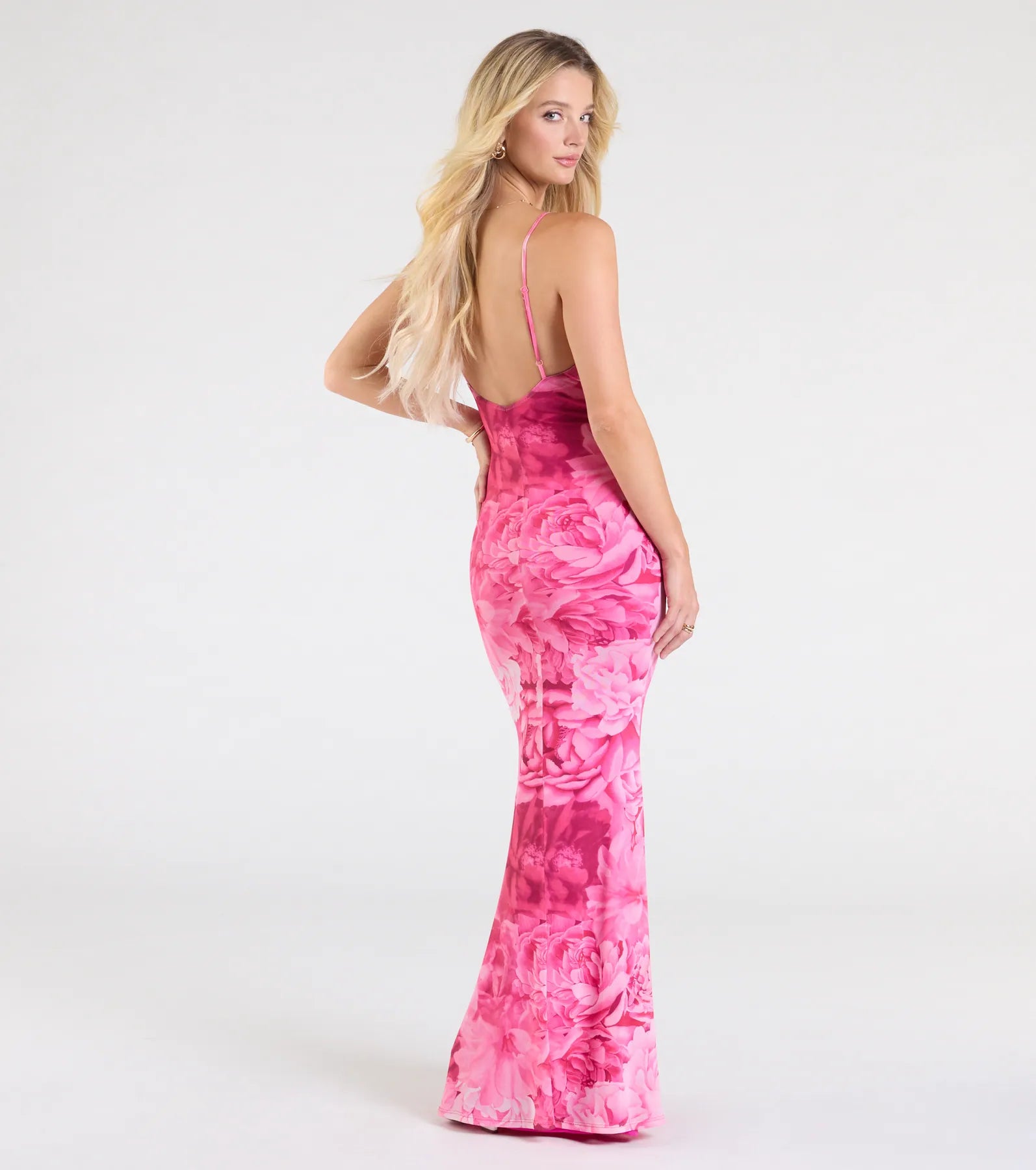 Ultimate Glam Floral Mesh Maxi Dress - Perfect for Special Occasions