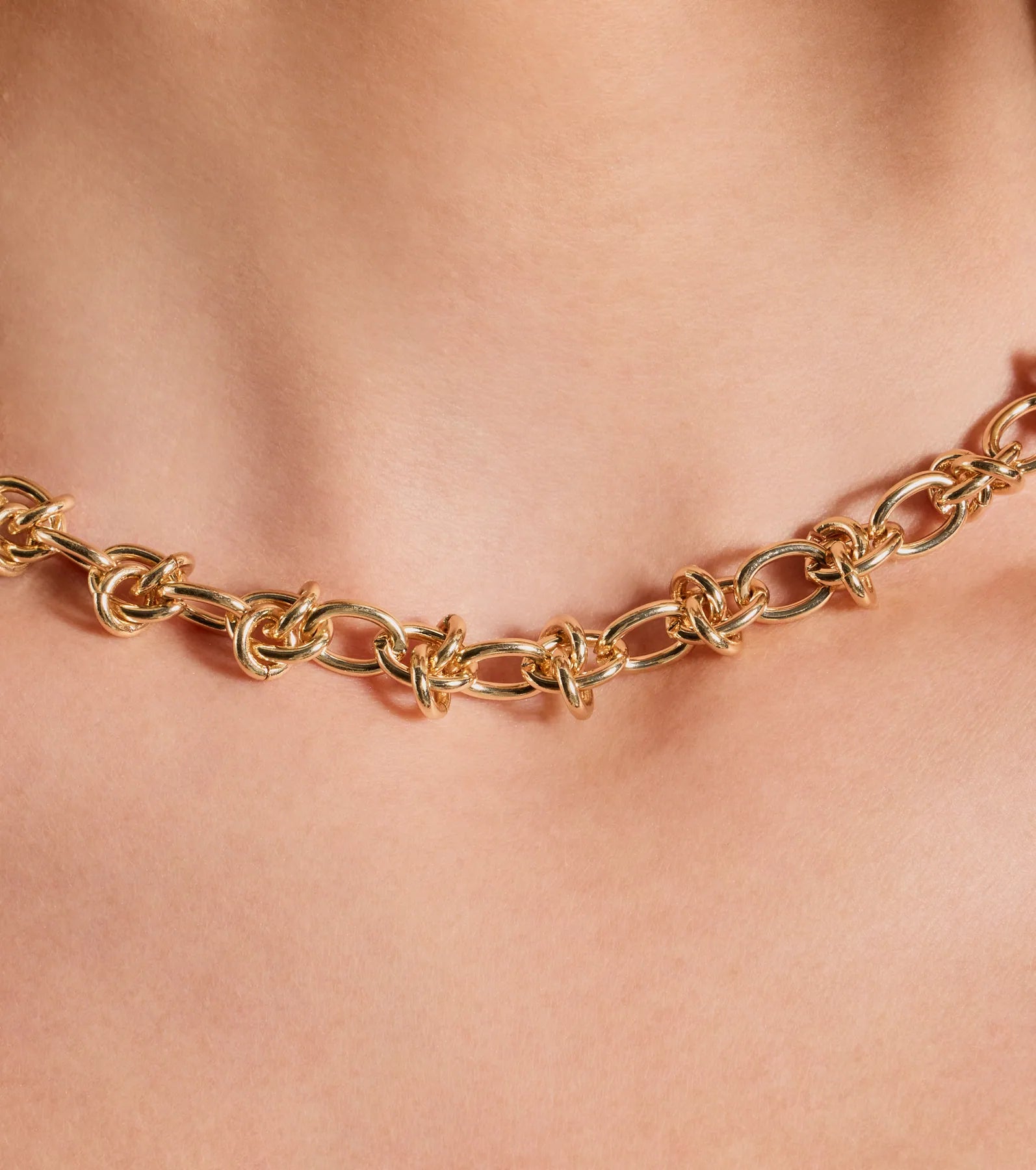 Premium Chunky Chain-Link Necklace - Ultimate Style Upgrade