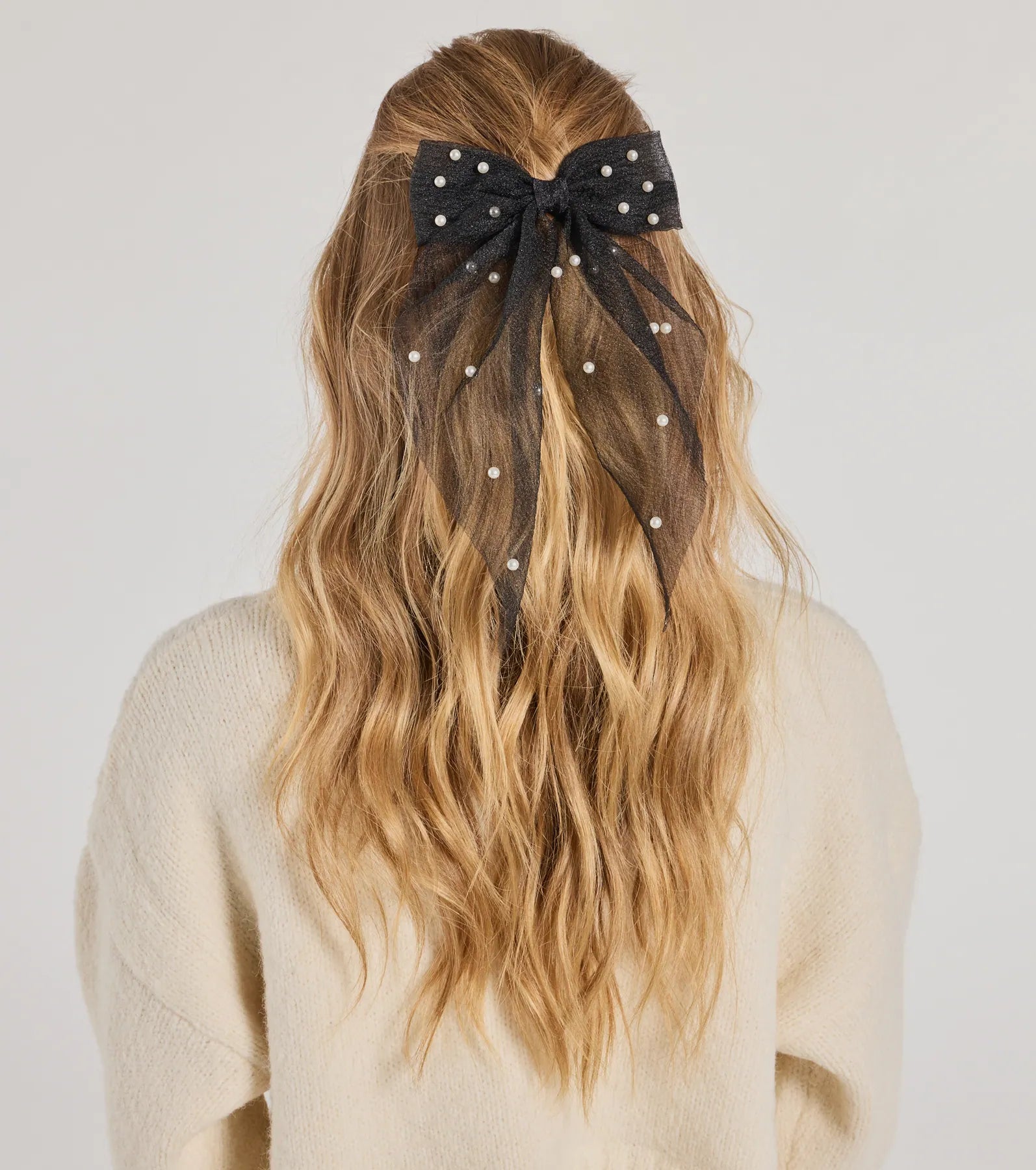 Premium Chic Pearl Hair Bow Clip - Ultimate Style Upgrade