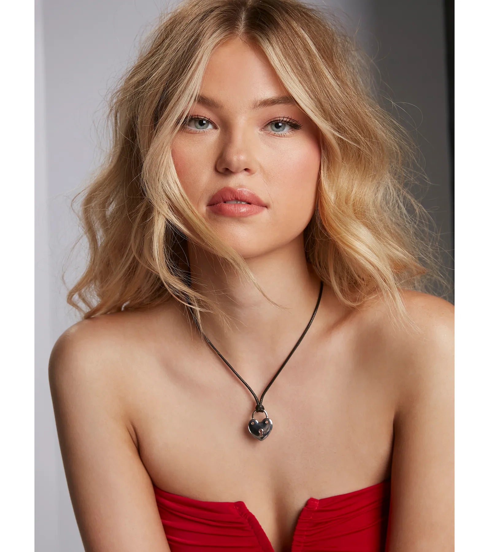 Premium Lock-In Love Heart Charm Layered Necklace - Ultimate Style Upgrade