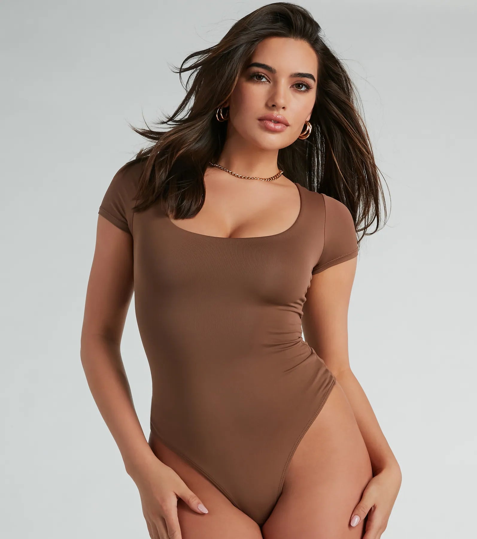 Ultimate Smooth Silhouette Scoop Neck Bodysuit - Seamless Everyday Essential