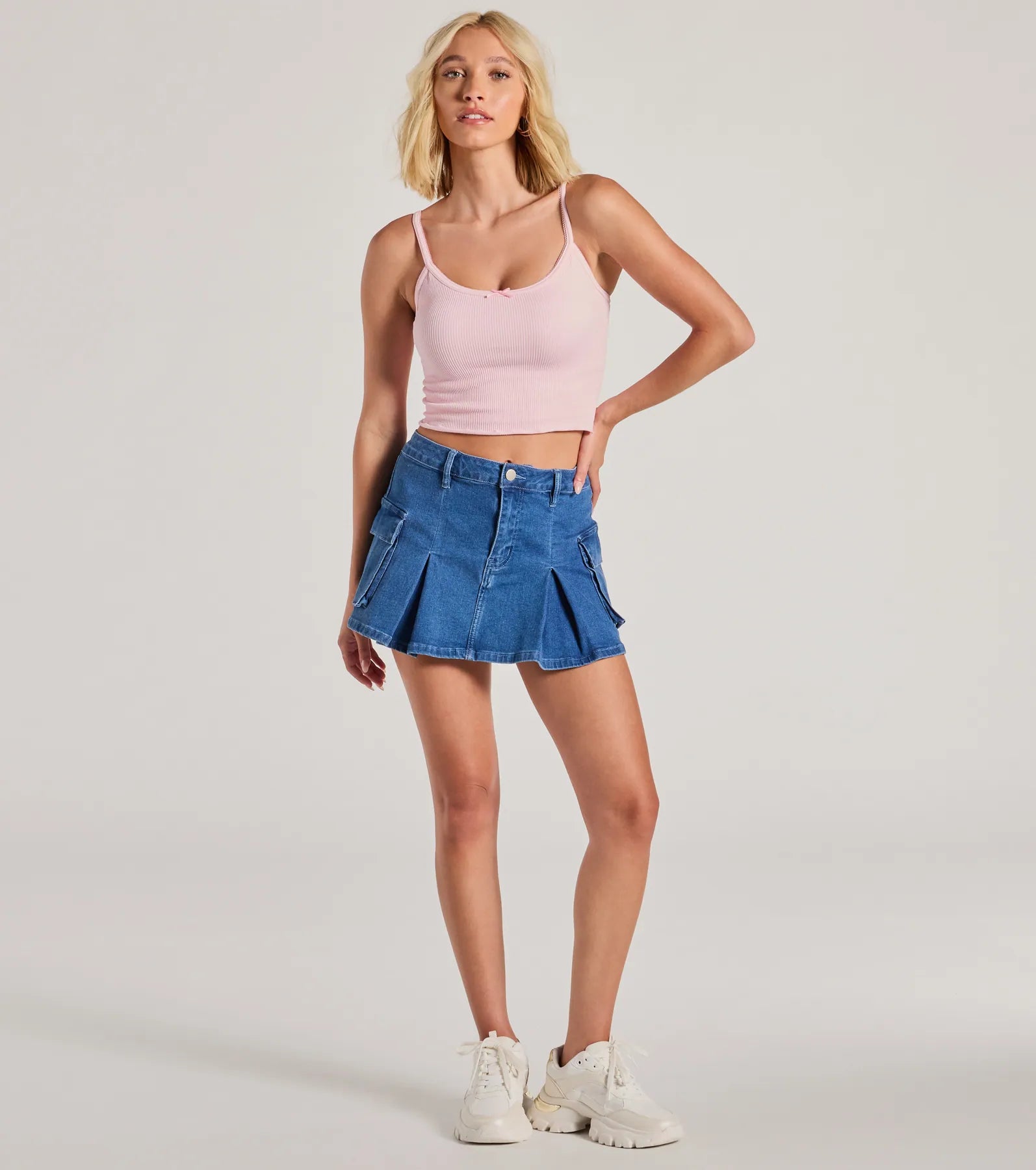 Ultimate Chic Scoop Neck Bow Crop Tank Top - Style & Comfort Redefined