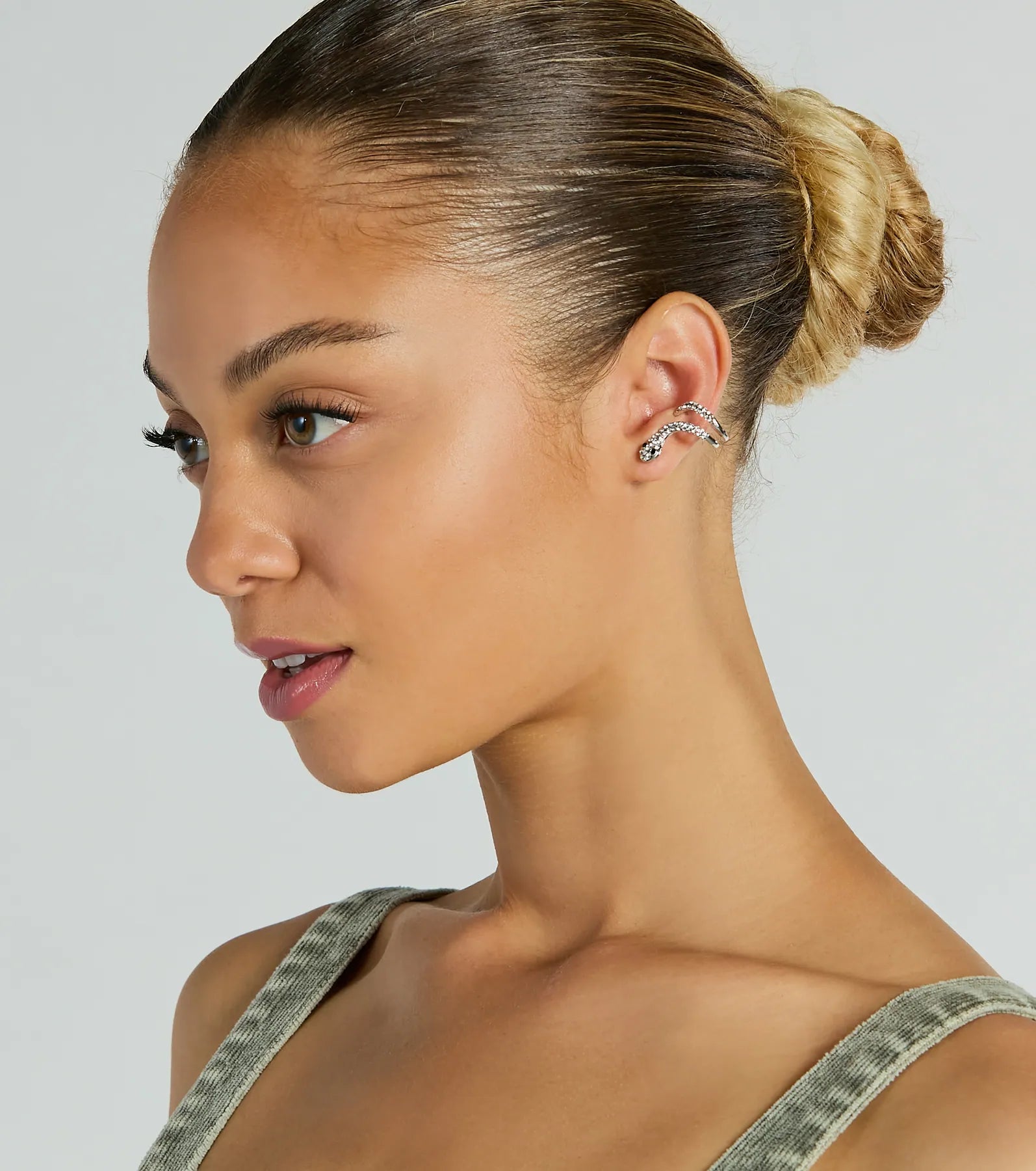 Premium Serpentine Rhinestone Snake Earrings - Ultimate Style Statement