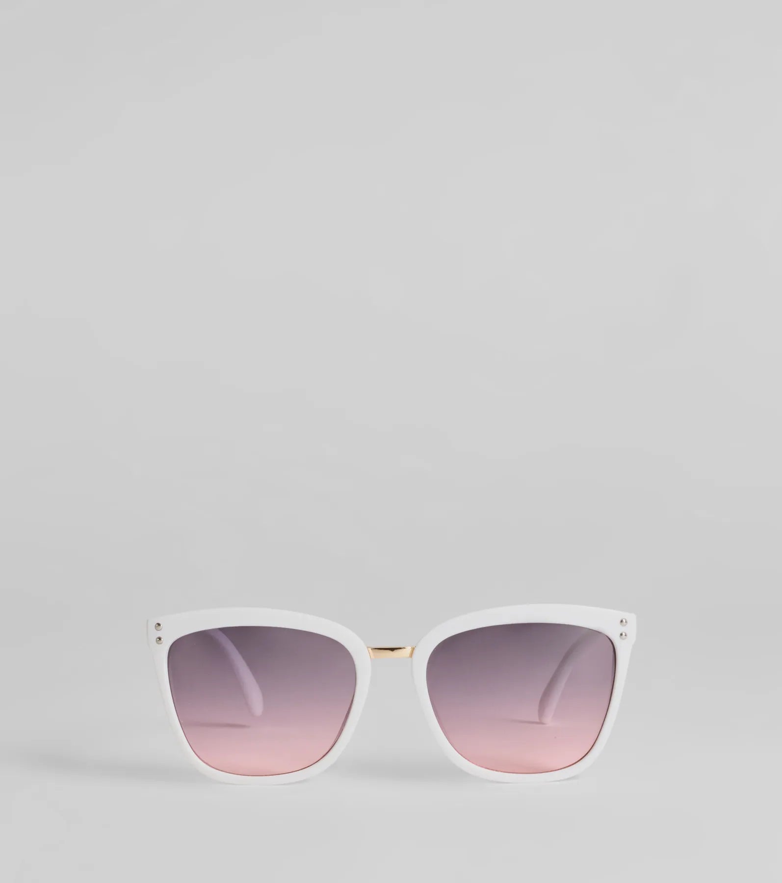 Ultimate Style: Oversized Square Sunglasses by Trendy Era