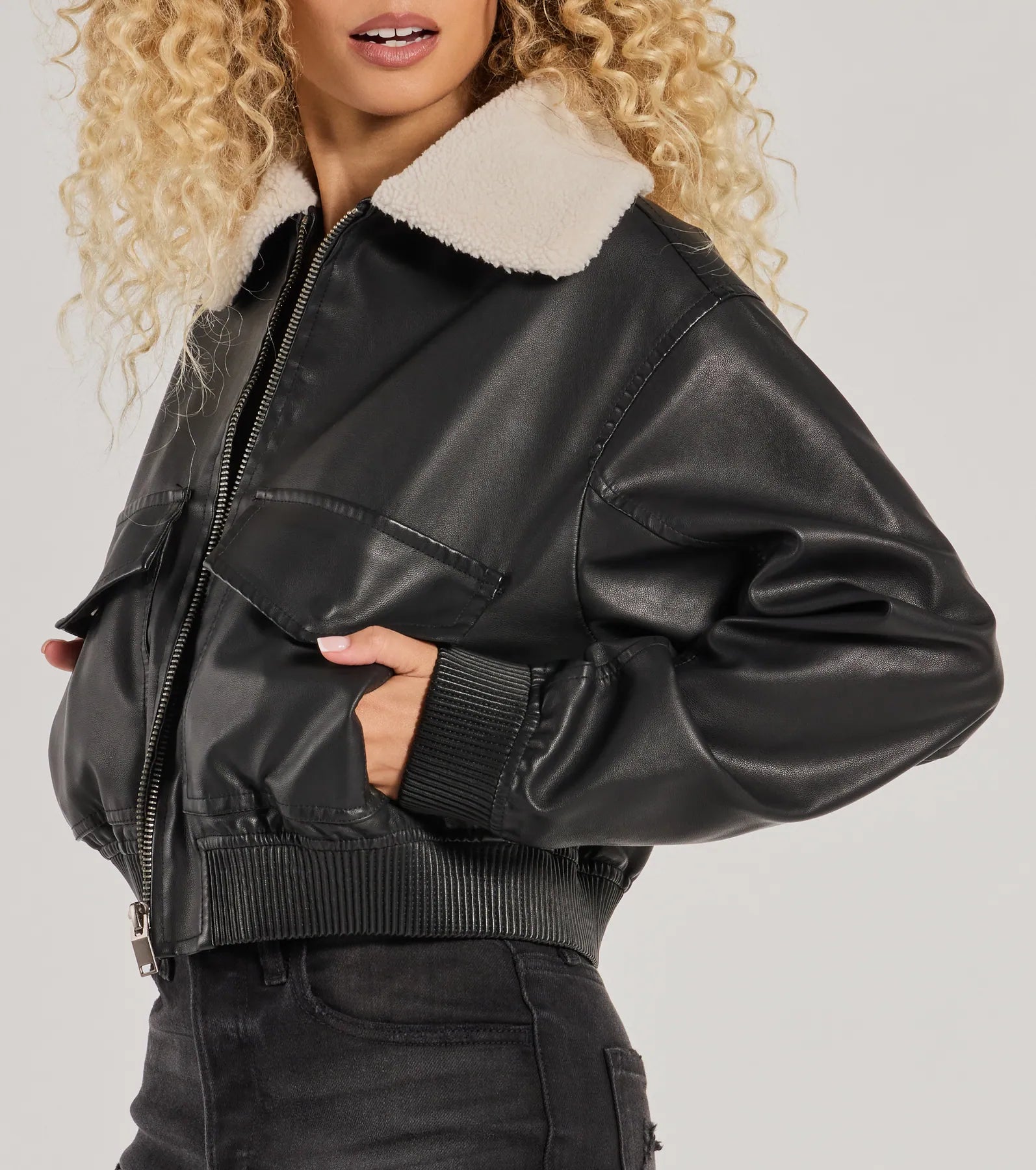 Premium Faux Leather & Sherpa Bomber Jacket - Ultimate Edgy Style