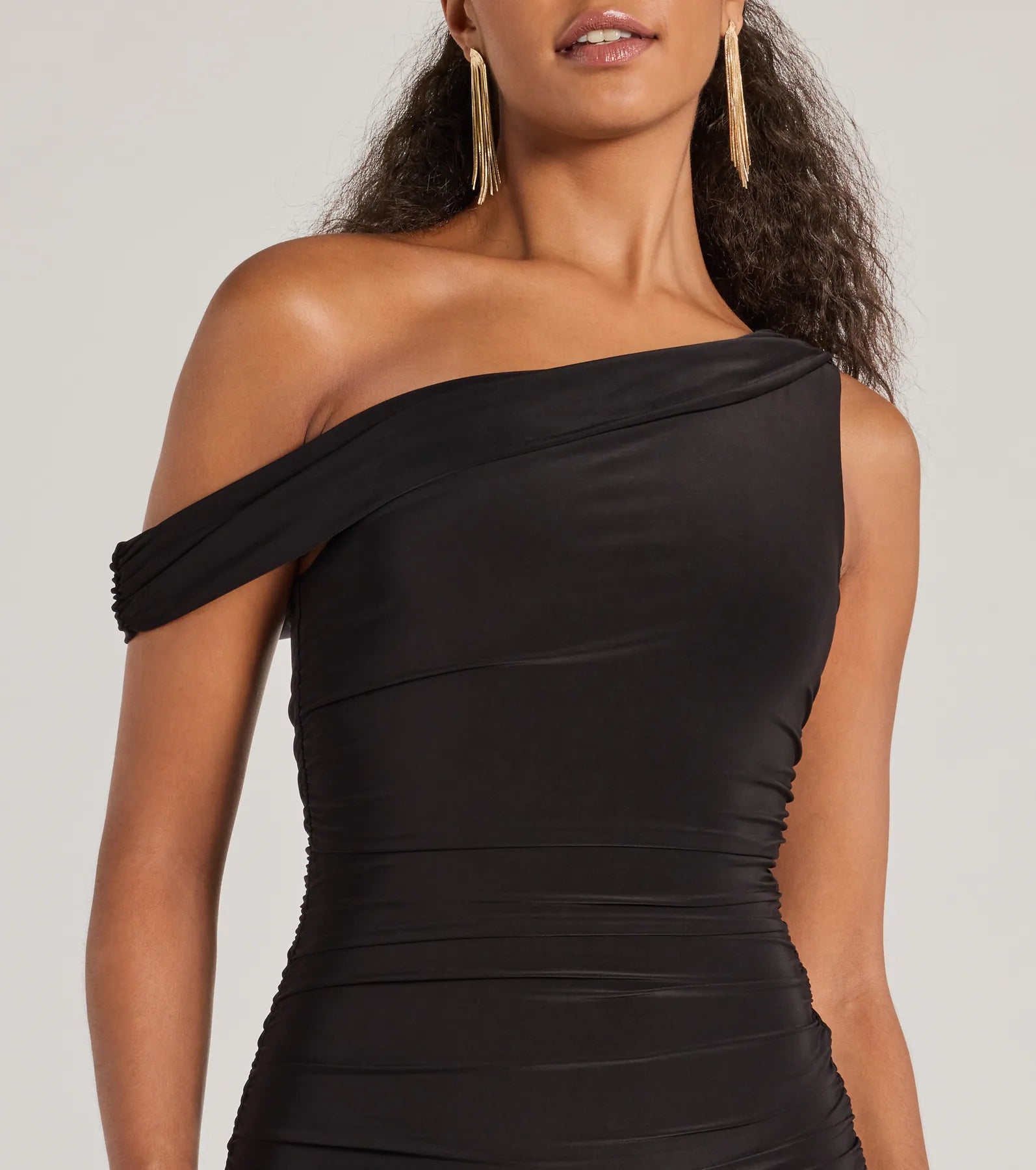 Ultimate Elegance One-Shoulder Bodycon Midi Dress