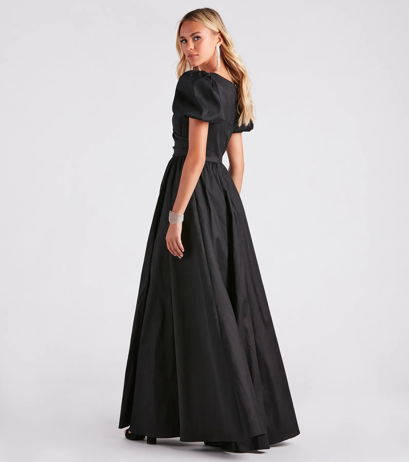 Ultimate Pippa Taffeta Sweetheart Ball Gown - Romantic Elegance Redefined