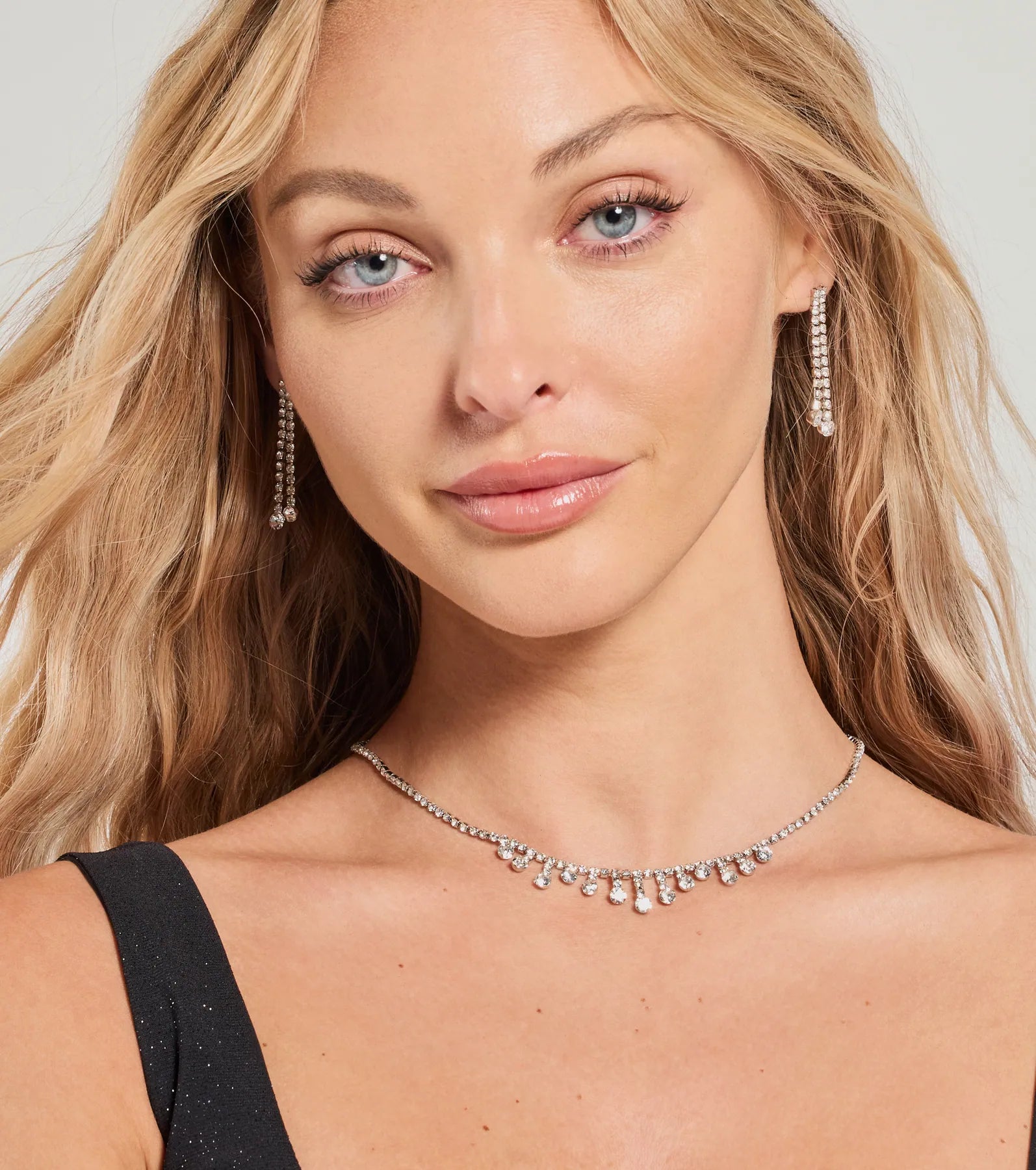 Ultimate Glam Rhinestone Jewelry Set - Necklace & Earrings