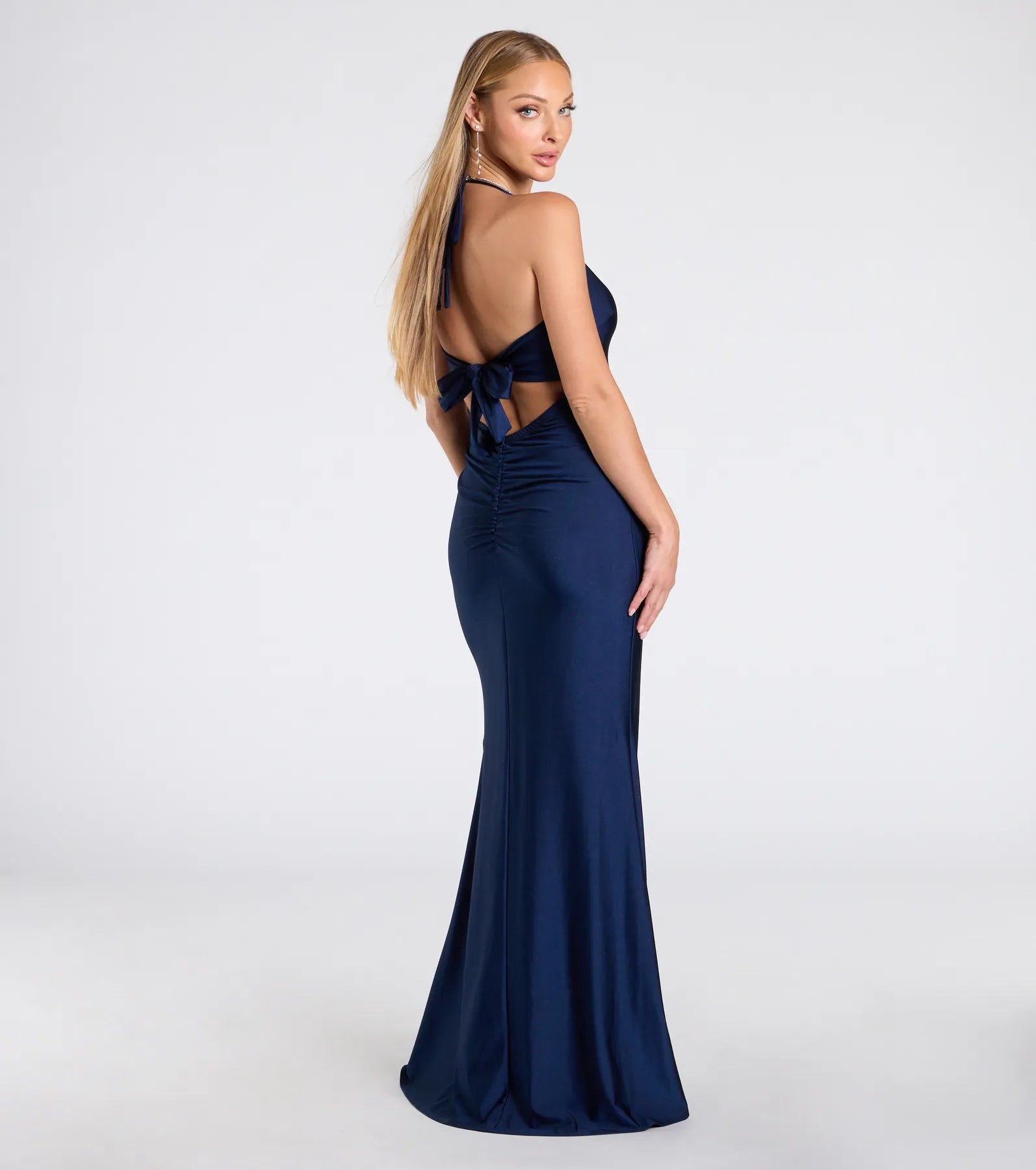 Ultimate Becky V-Neck Tie-Back Mermaid Gown