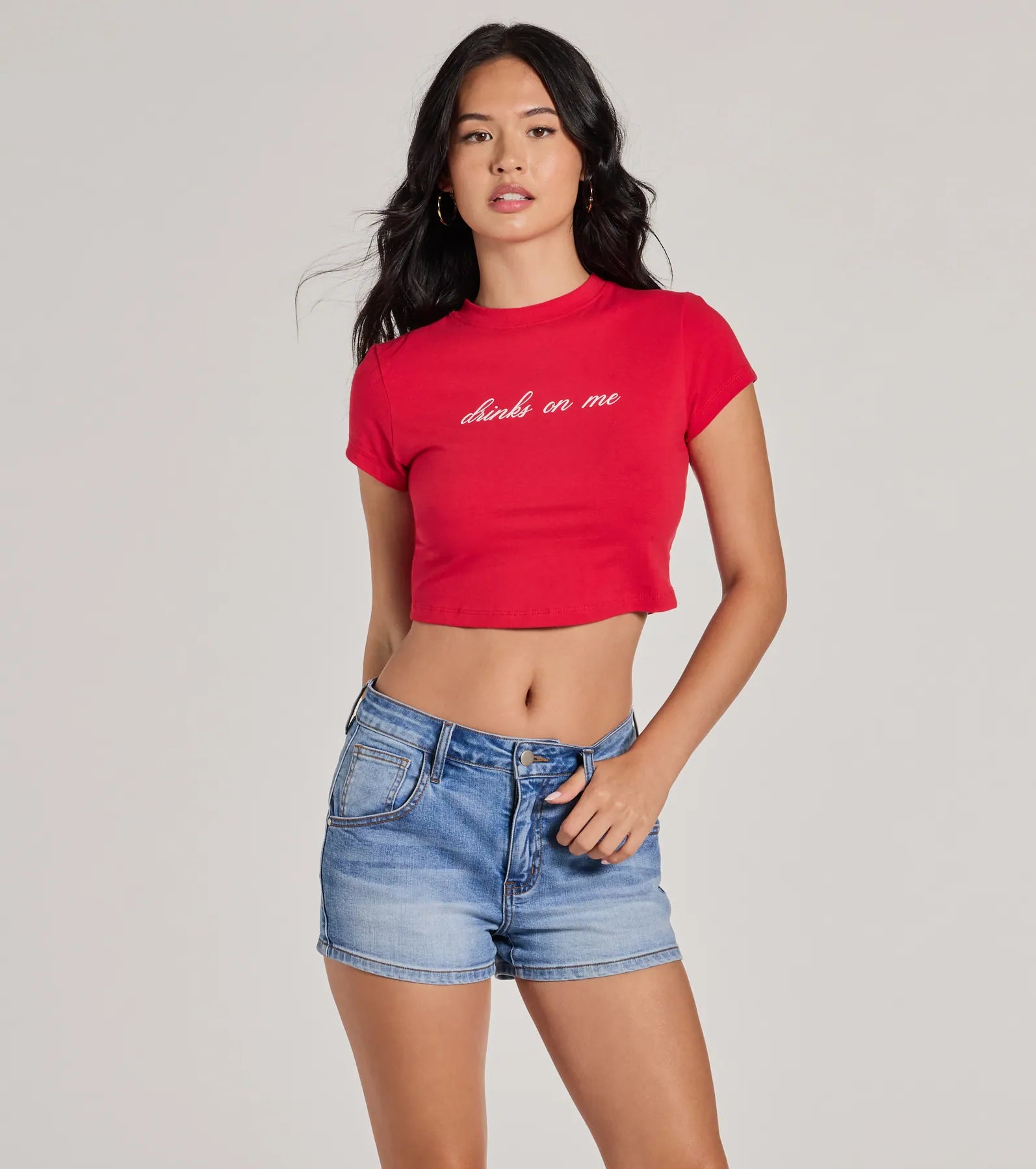 Ultimate Summer Party Cropped Tee - 'Drinks On Me'