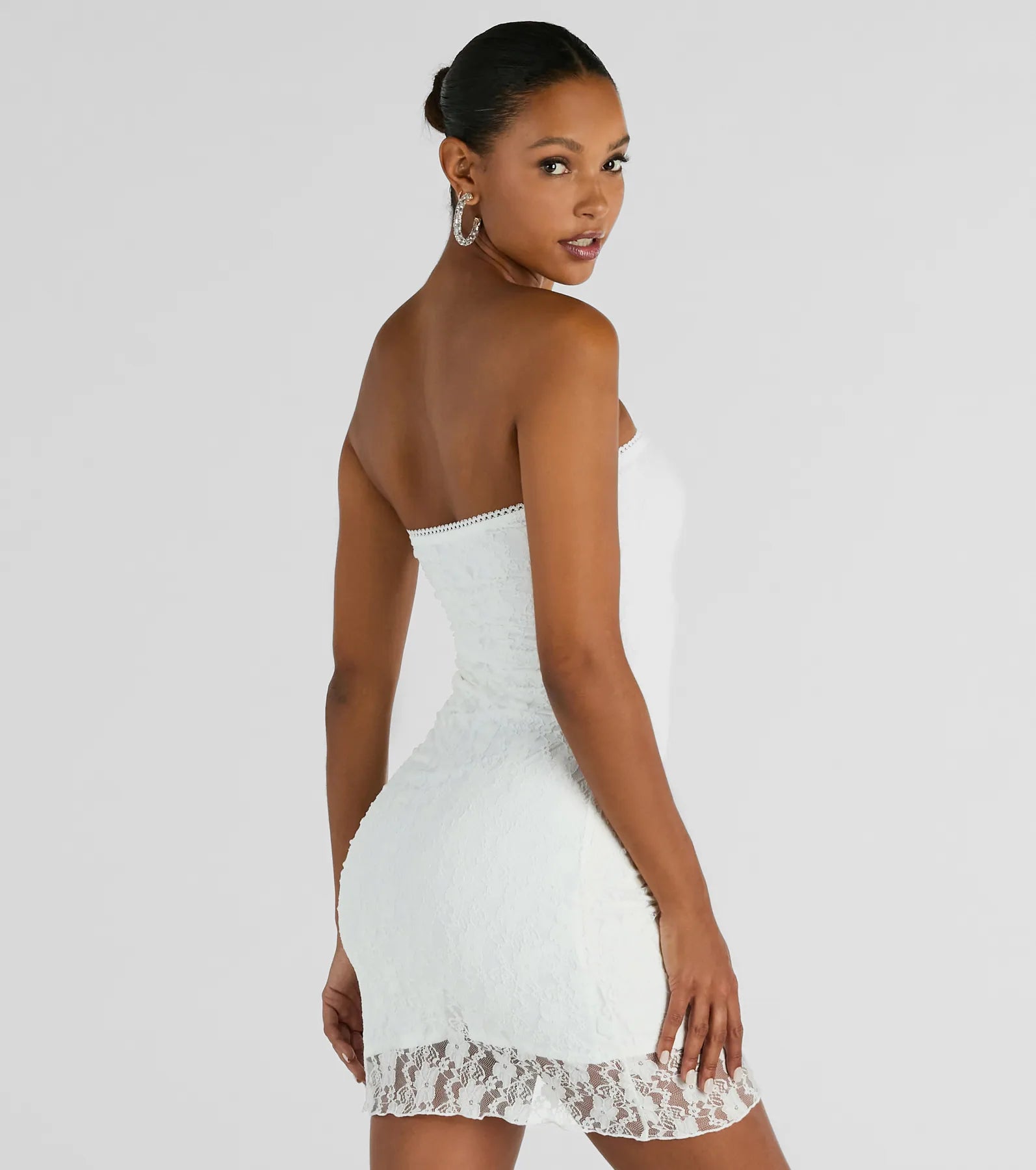 Ultimate Strapless Lace Mini Dress - Swoon-Worthy Summer Style