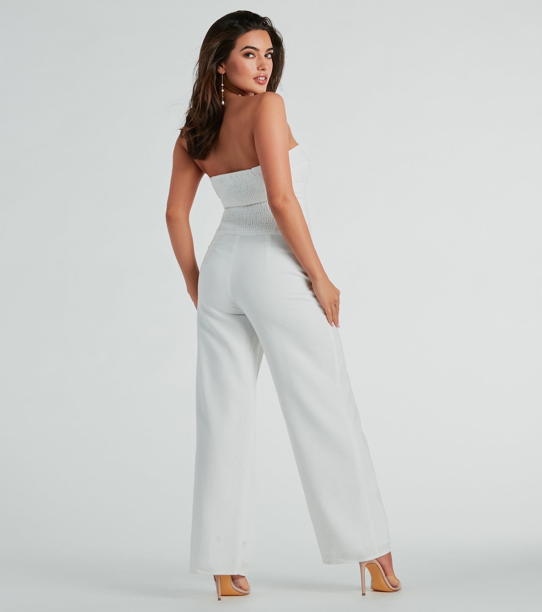 Ultimate Weekend Chic: Strapless Woven Wide-Leg Jumpsuit