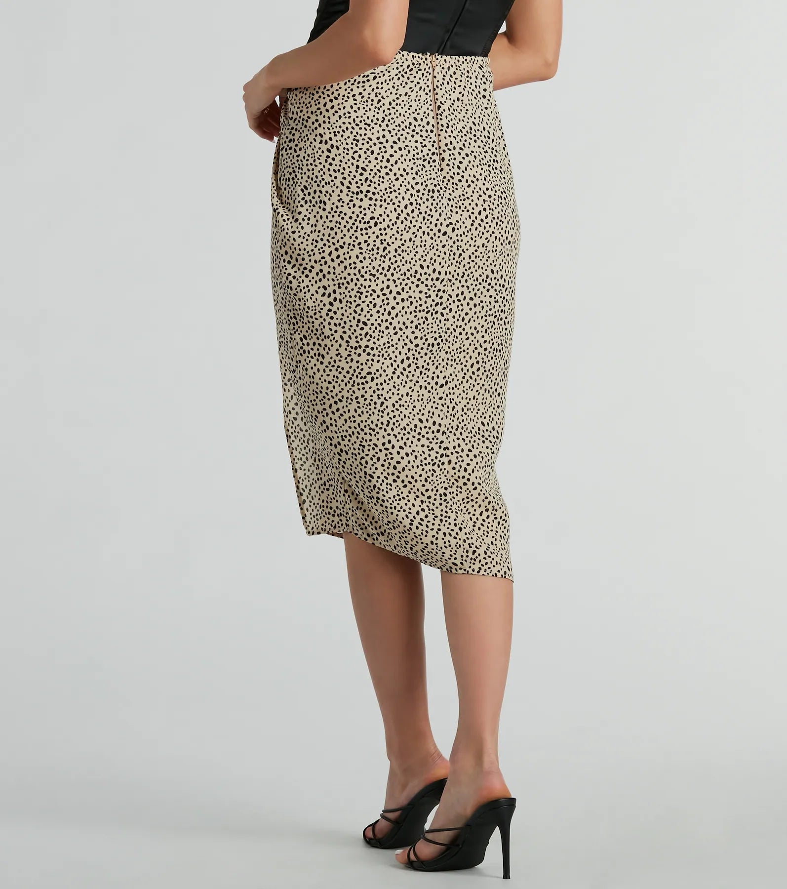 Ultimate Cheetah Print High-Rise Midi Skirt - Bold & Stylish