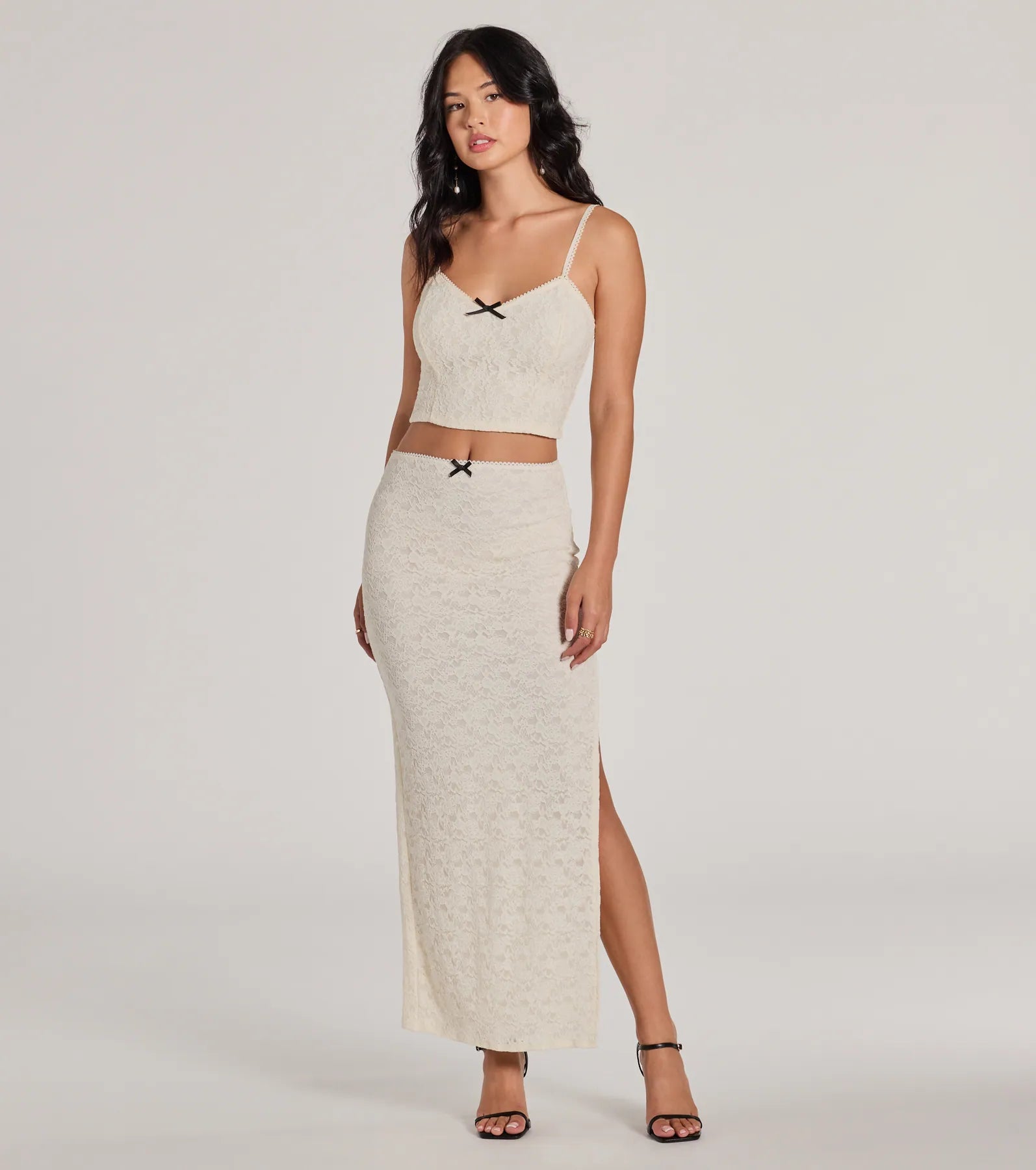 Ultimate Romance V-Neck Lace Crop Top