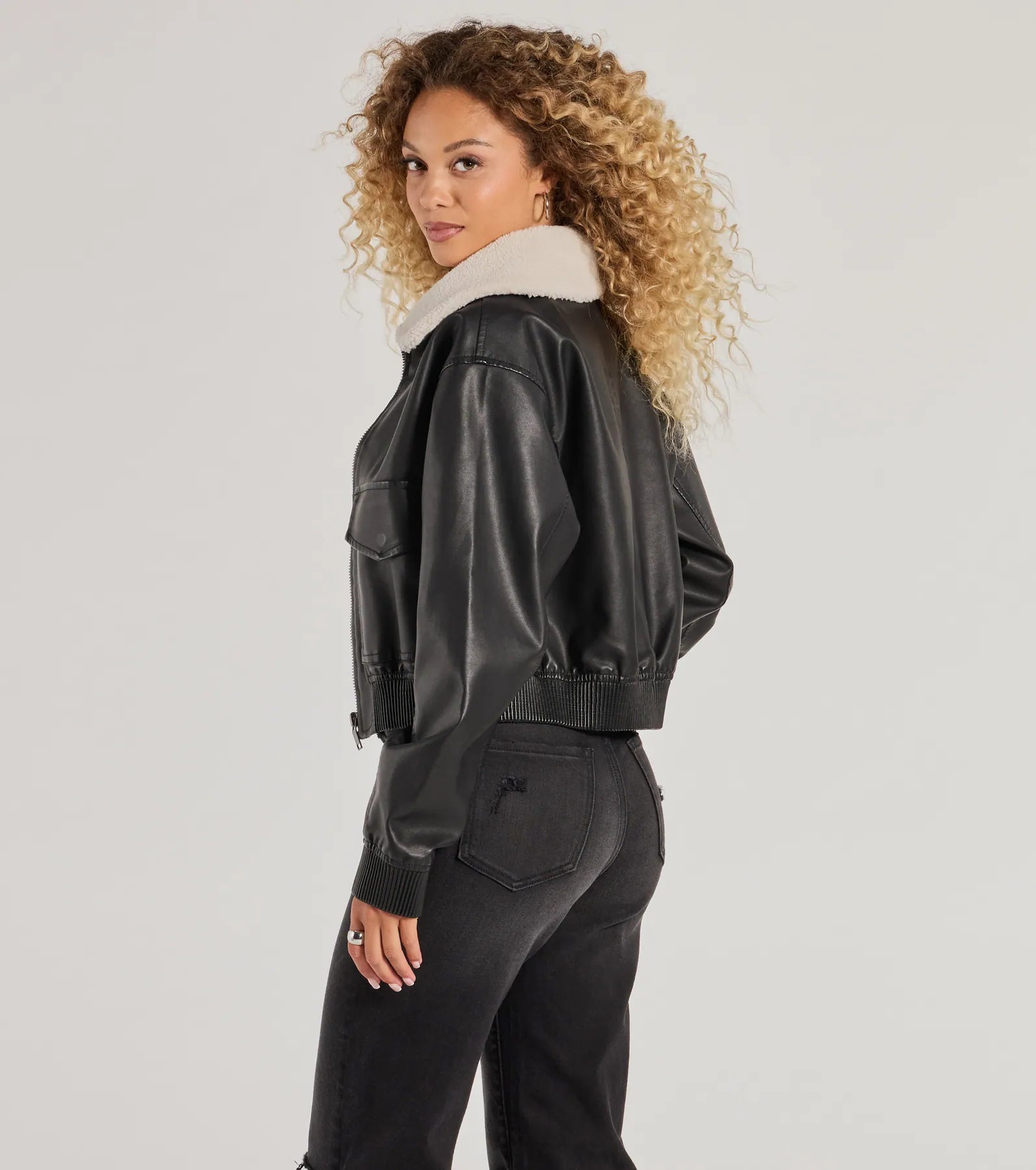 Premium Faux Leather & Sherpa Bomber Jacket - Ultimate Edgy Style