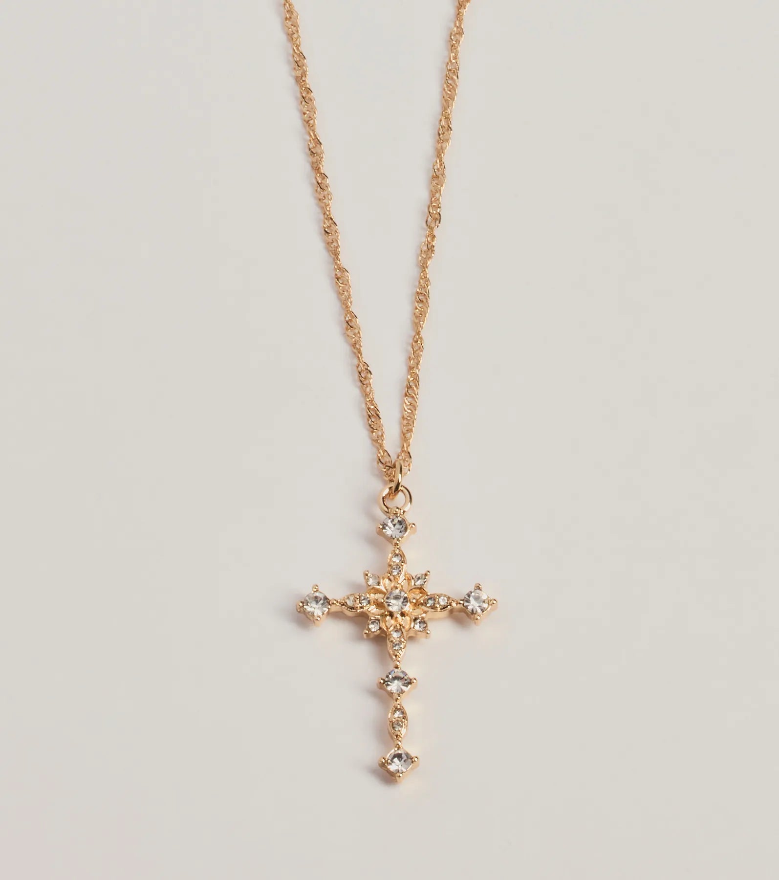 Premium Rhinestone Cross Pendant Necklace - Ultimate Glam Accessory