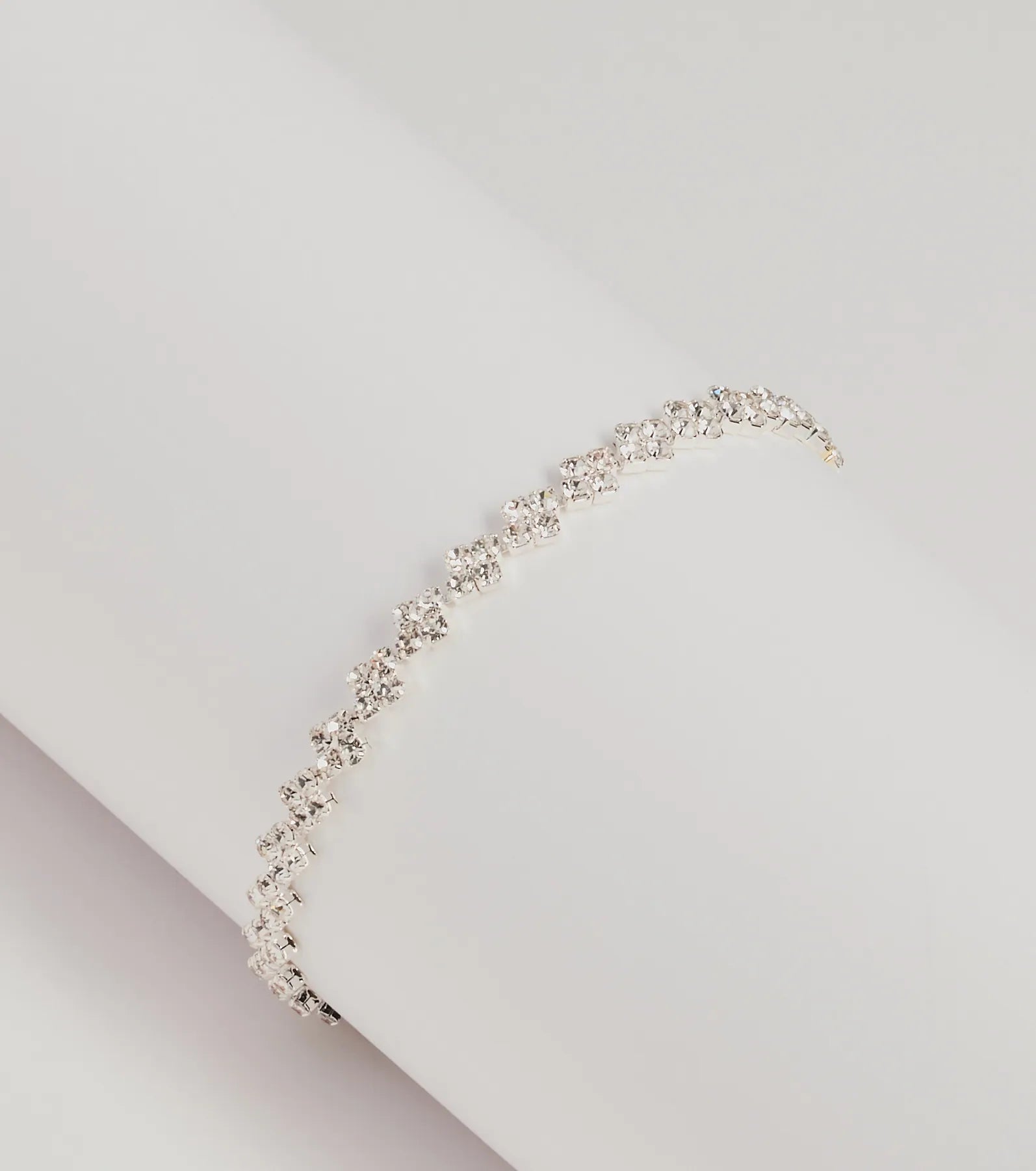 Premium Luxe Rhinestone Clasp Bracelet - Ultimate Elegance