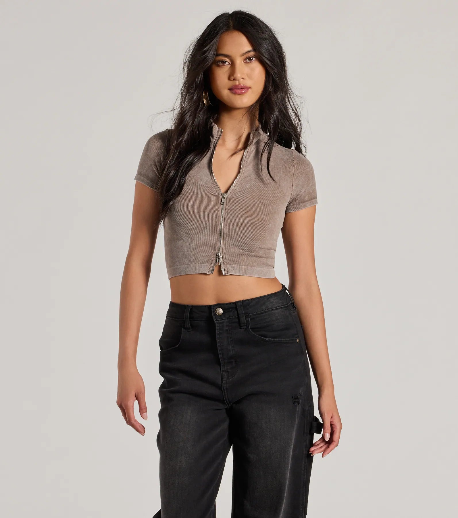 Ultimate Sporty Vibe Zip-Up Crop Top