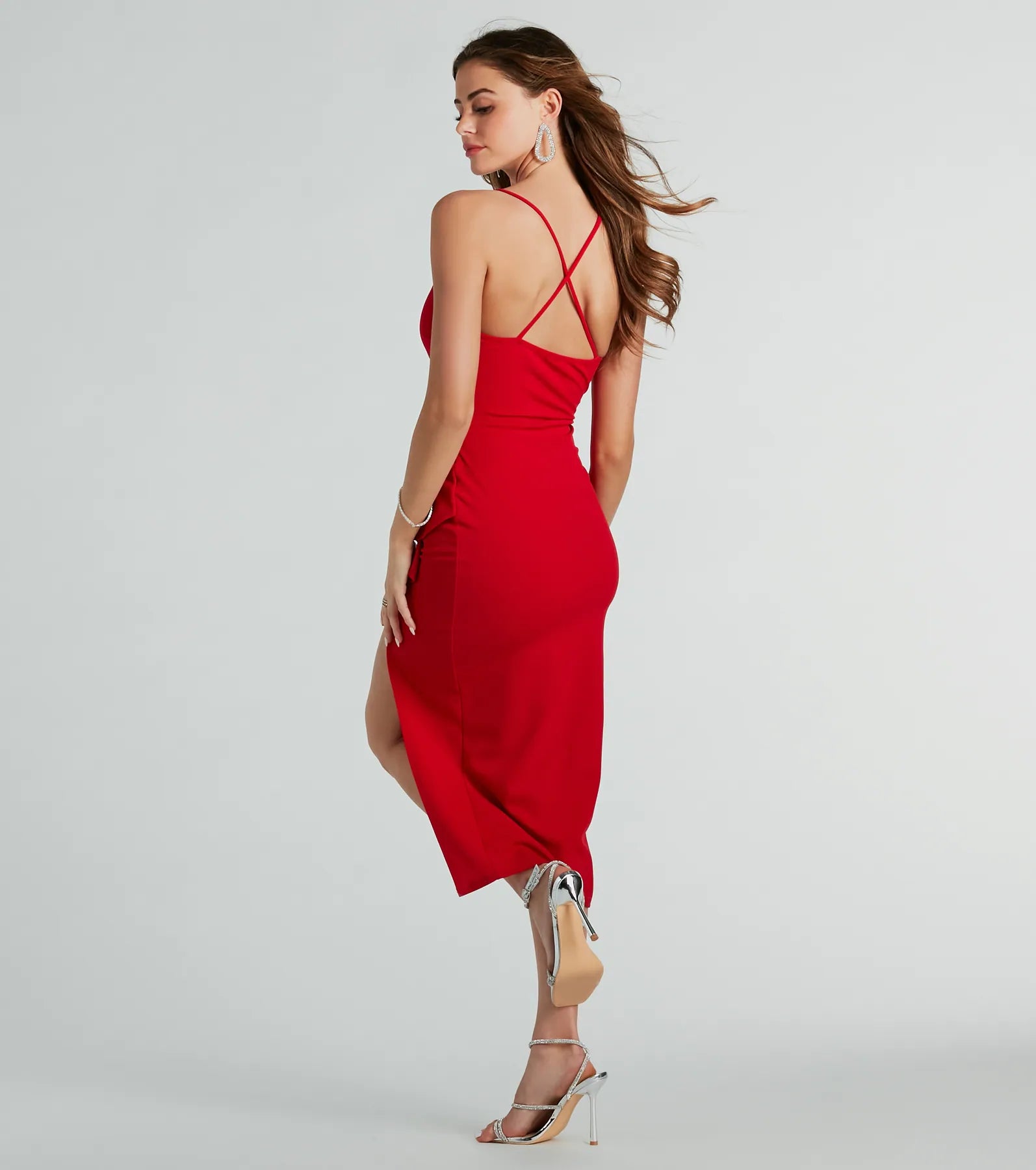 Premium Curve-Enhancing V-Neck Ruffled Crepe Midi Dress