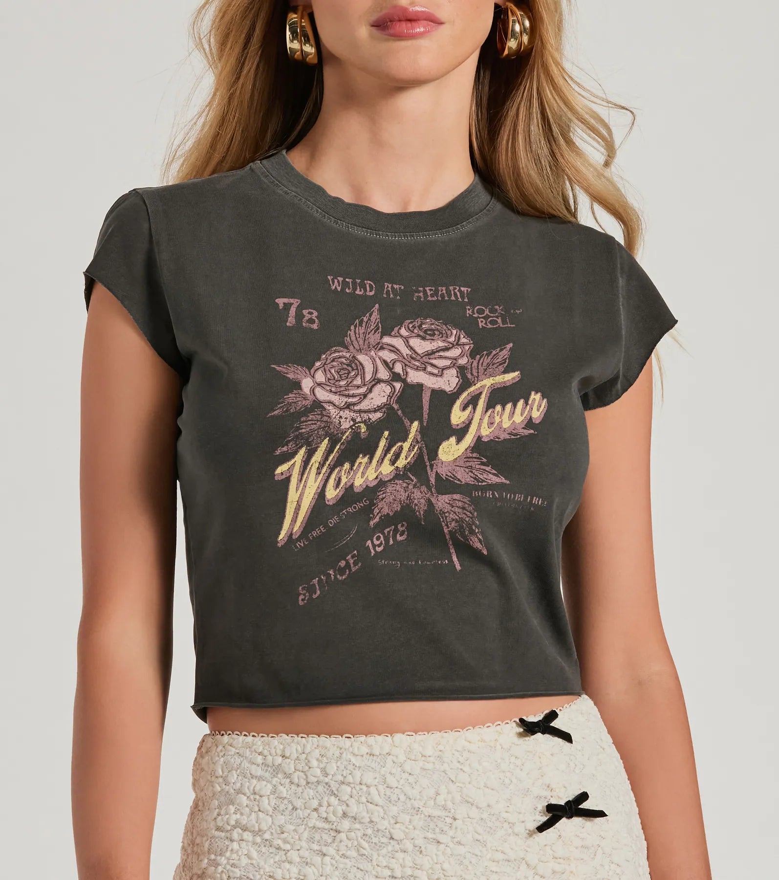 Premium Wild At Heart Rose Graphic Tee - Ultimate Rock & Roll Style