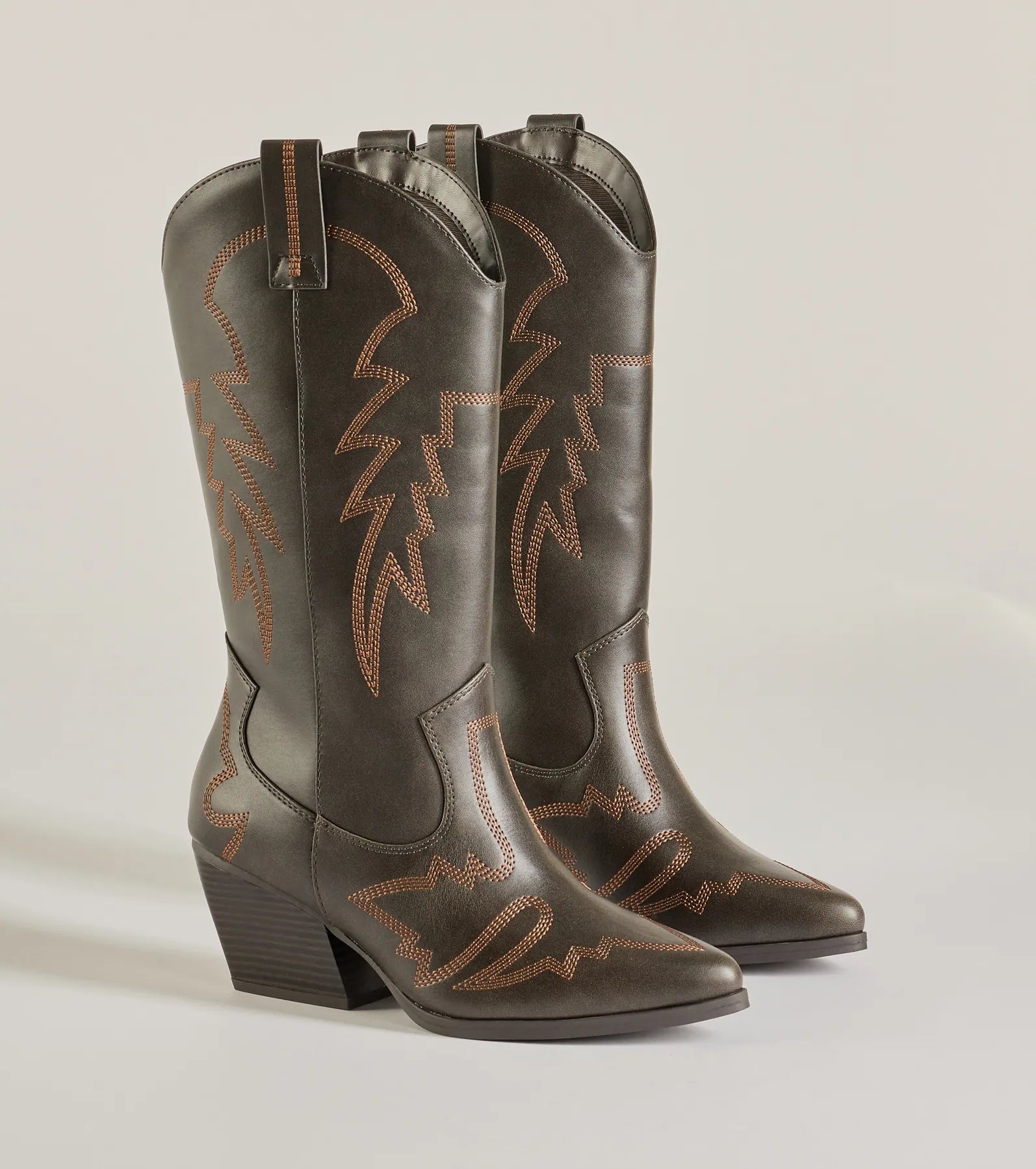 Premium Country Girl Era Western Boots - Block Heel & Pointy Toe