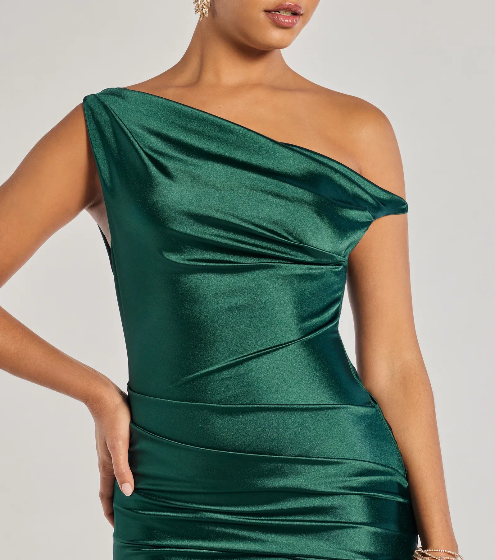 Premium Marleigh Satin Off-Shoulder Mini Dress - Ultimate Partywear