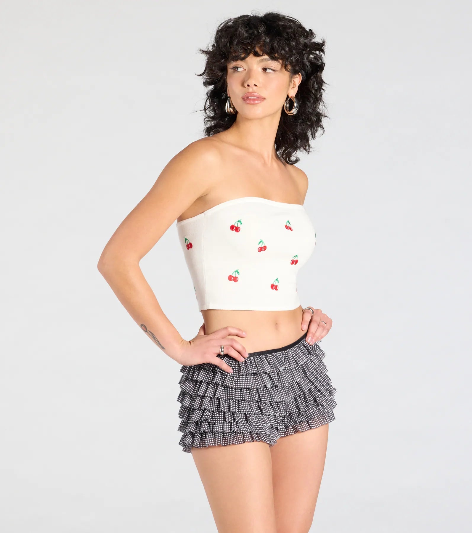 Premium Gingham Ruffle Hot Shorts - Ultimate Summer Style