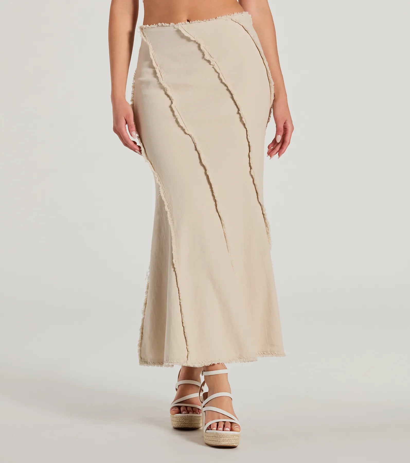 Premium High-Rise Frayed A-Line Maxi Skirt - Ultimate Summer Style