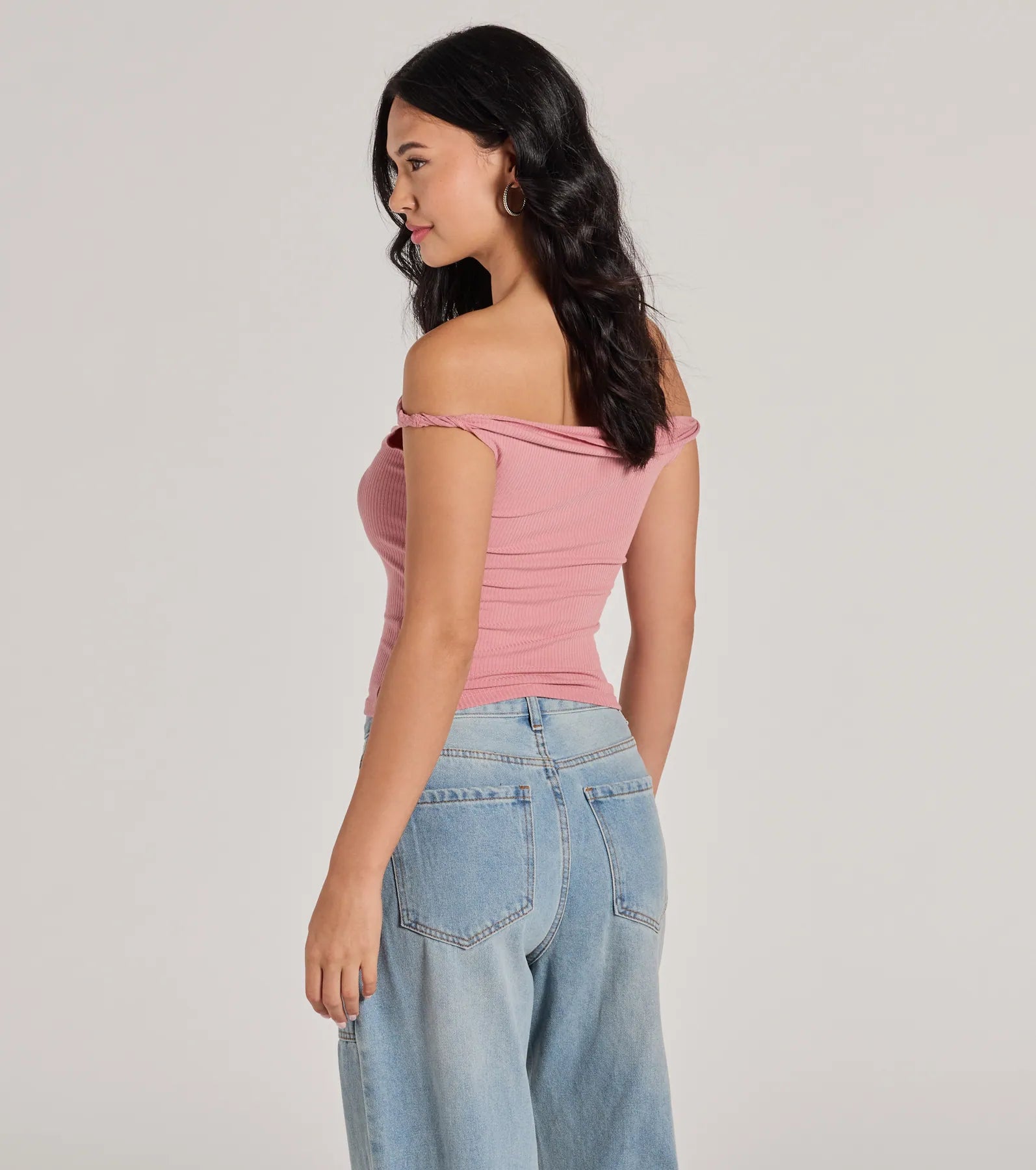 Ultimate Off-The-Shoulder Crop Top - Casual Chic Stretch Fit