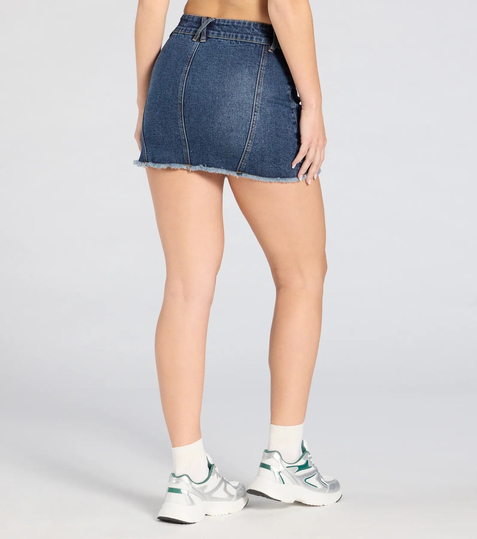 Ultimate Vintage-Inspired Mid-Rise Denim Mini Skirt