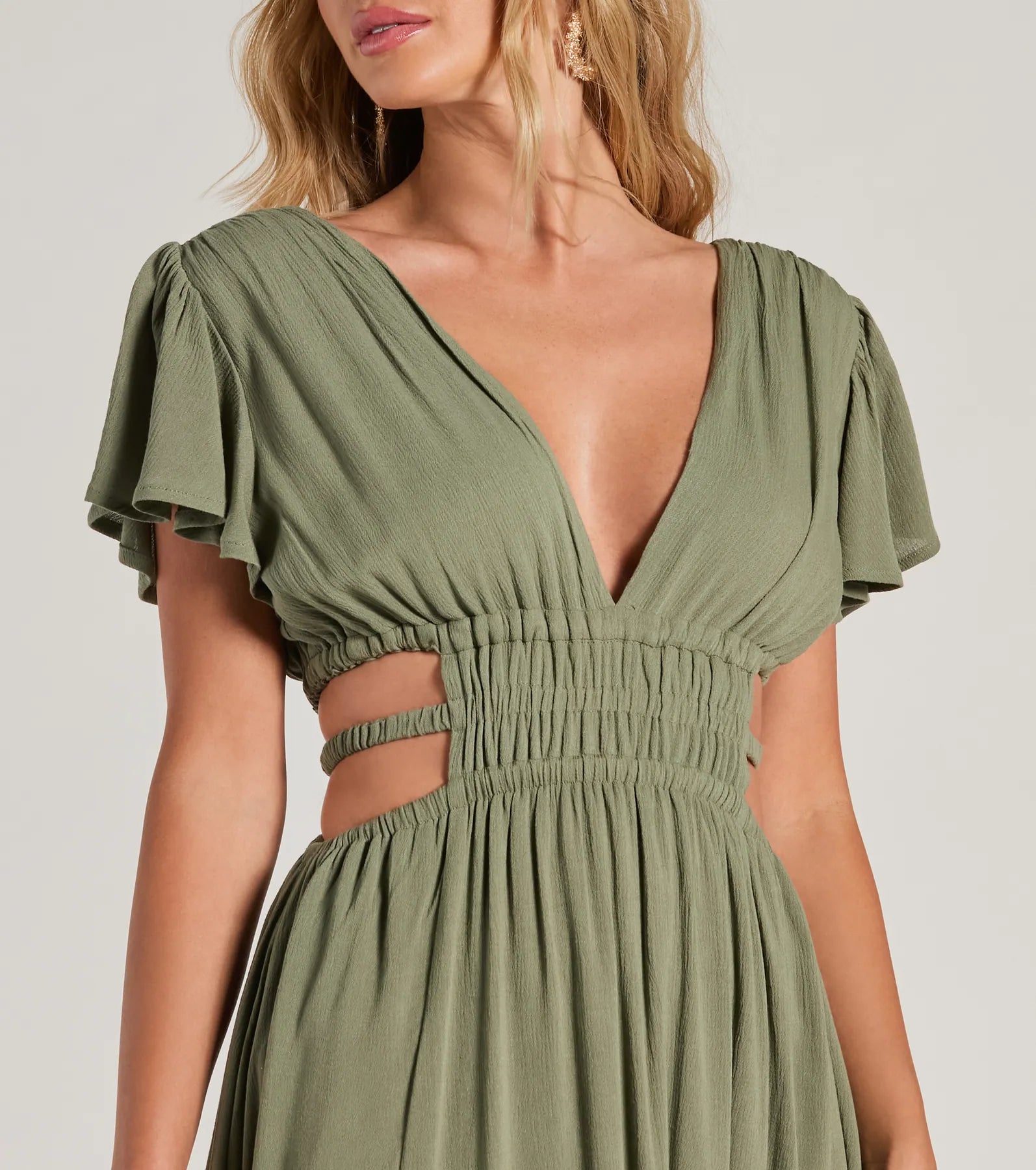 Ultimate Flutter Sleeve Cutout Maxi Dress for Every Occasion