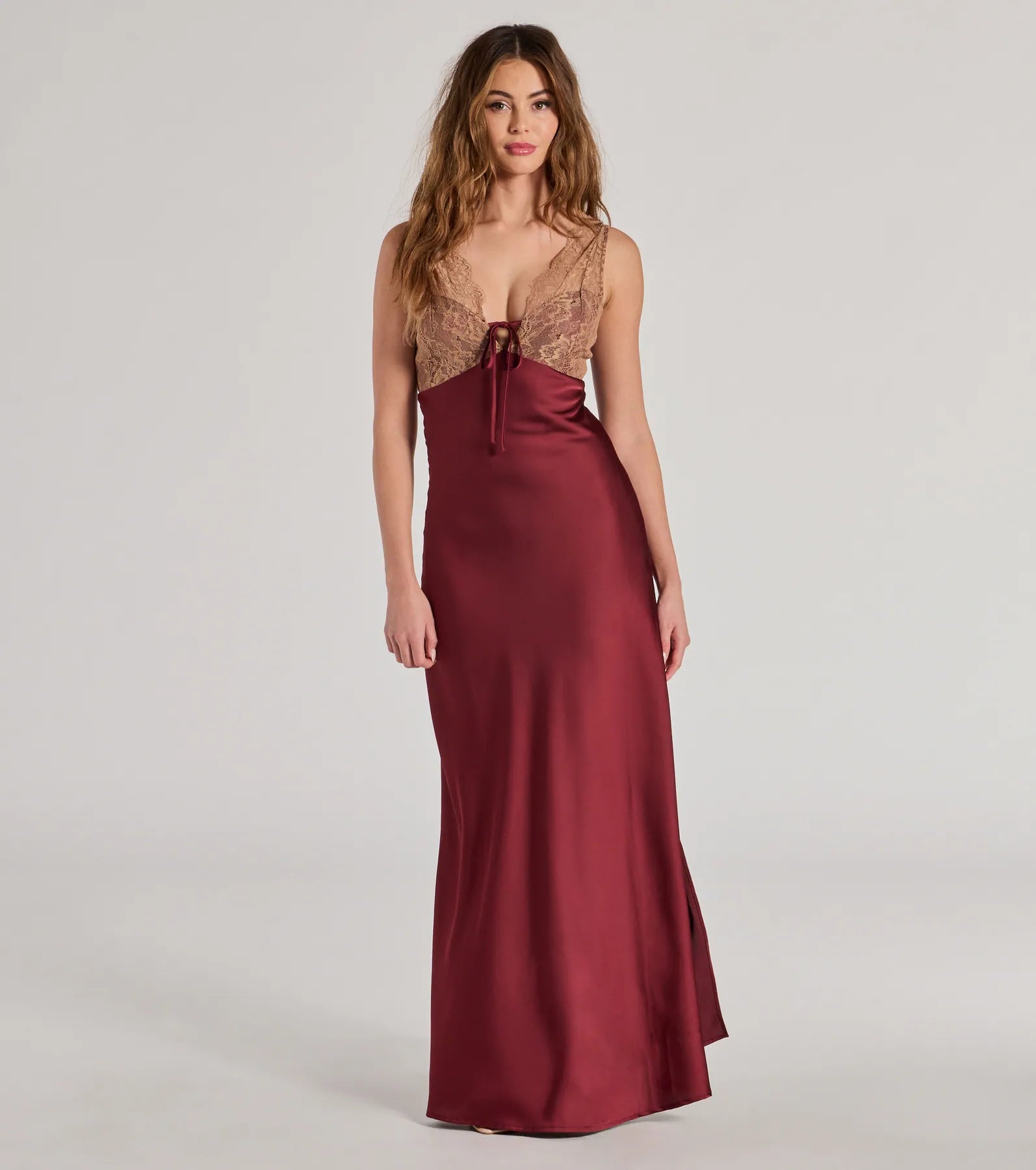 Ultimate Elegance: Deirdre Satin & Lace Mermaid Gown