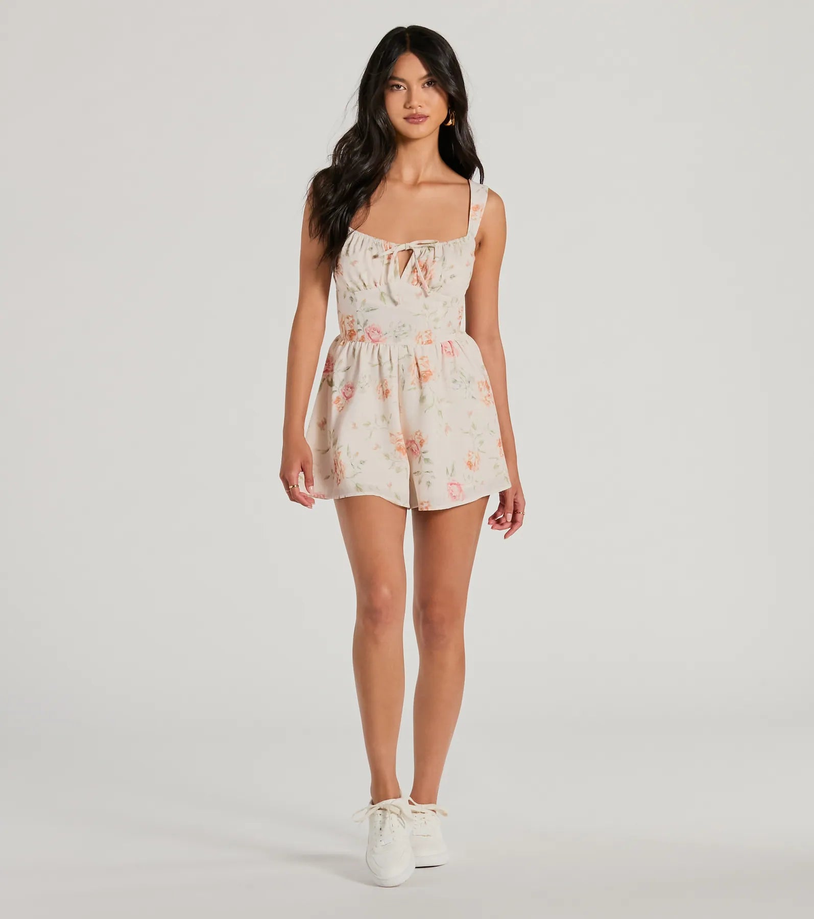 Ultimate Floral Lace-Up Romper - Flirty Summer Essential