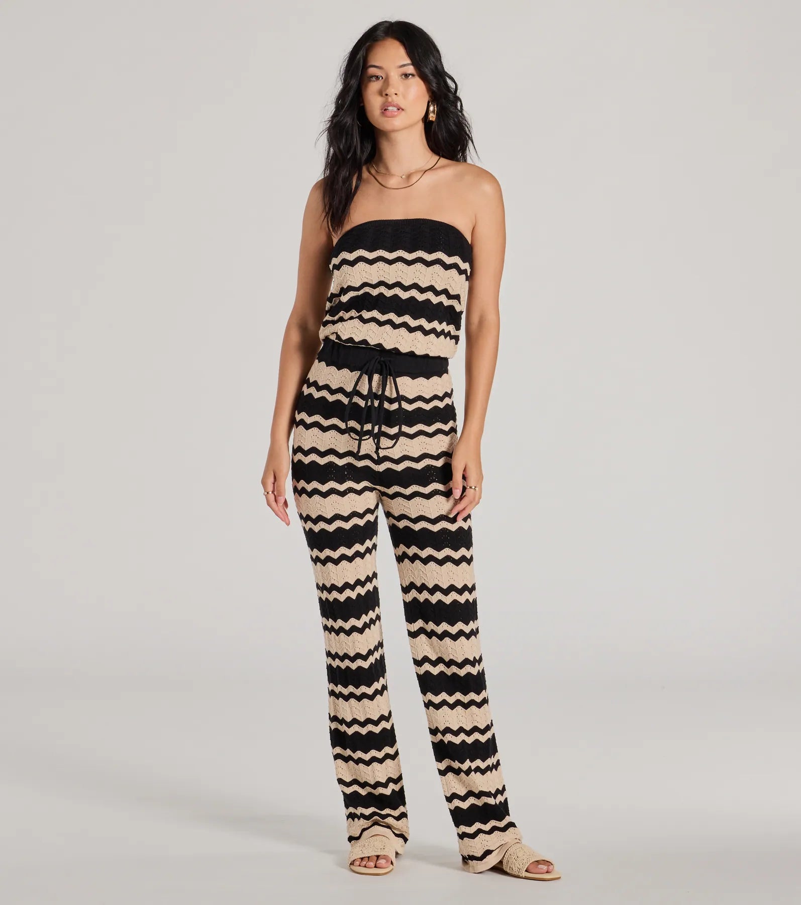 Ultimate Striped Strapless Wide-Leg Jumpsuit - Stylish & Versatile